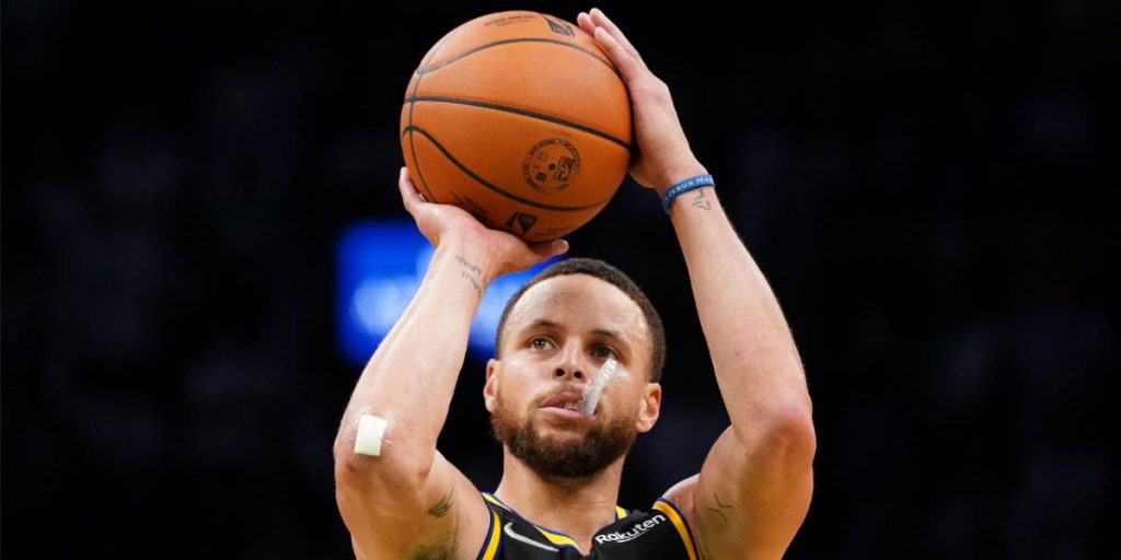 Eleştirmen Nick Wright, Steph Curry’nin 4. Oyundaki olağanüstü performansını övdü