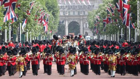 Trooping The Color, yıllık Kraliçe'nin Doğum Günü Geçit Töreni, 8 Haziran 2019'da Londra, İngiltere'de.