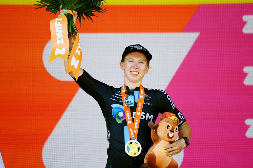 Tour de France Femmes'in ilk etabı için Wiebes yarışının galibi