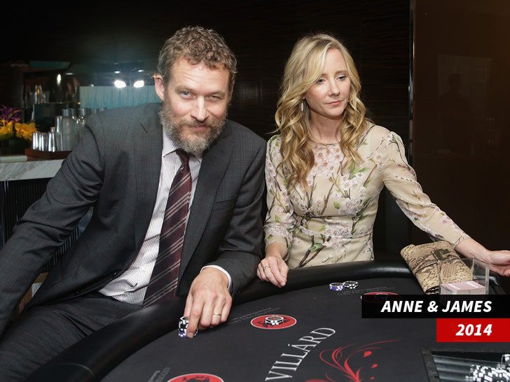 Anne Hechey ve James Tupper