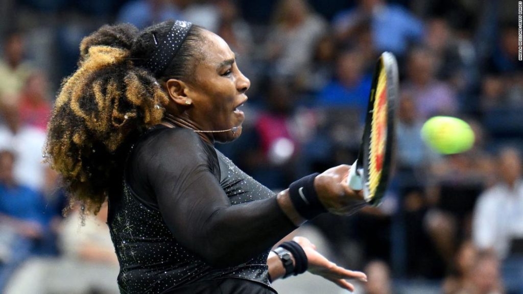 Serena Williams, ABD Açık tekler maçında dünyanın iki numaralı Annette Kontaveit’i yenerek yarışıyor.