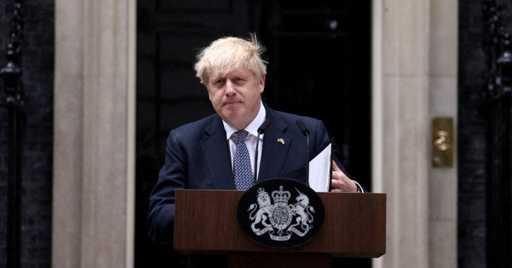 İngiltere’nin bir sonraki başbakanı olma yarışı, Boris Johnson’ın arkasındaki ivme arttıkça başlıyor