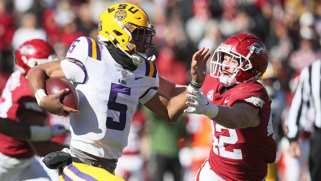 LSU ve Arkansas Puanları, Fast Food: Harold Perkins Jr.  7 kaplan bir savunma savaşında domuzlardan kaçar