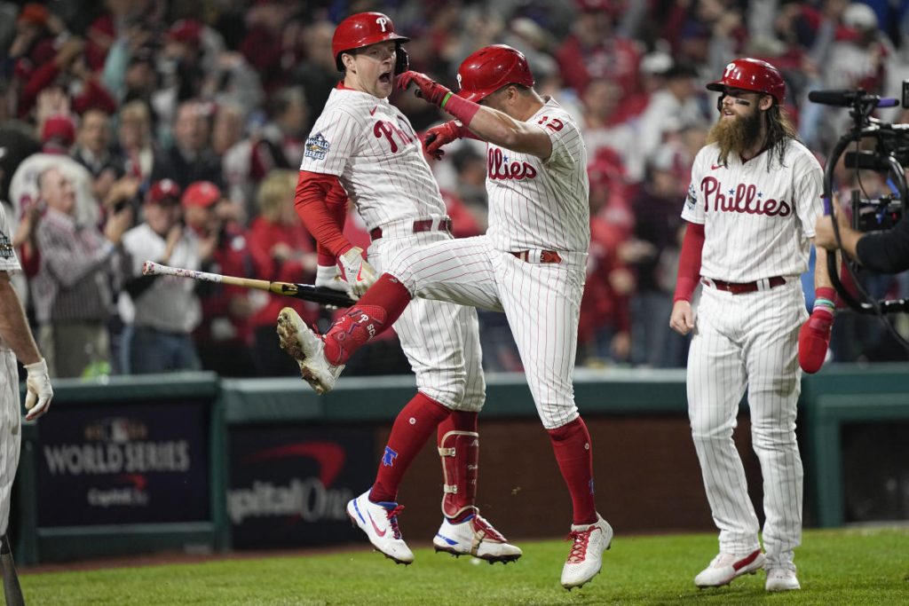 Phillies, Houston oyuncusu Lance McCullers Jr. ile karşı karşıya gelerek Astros’a karşı 3. Maçta zafere koşuyor.